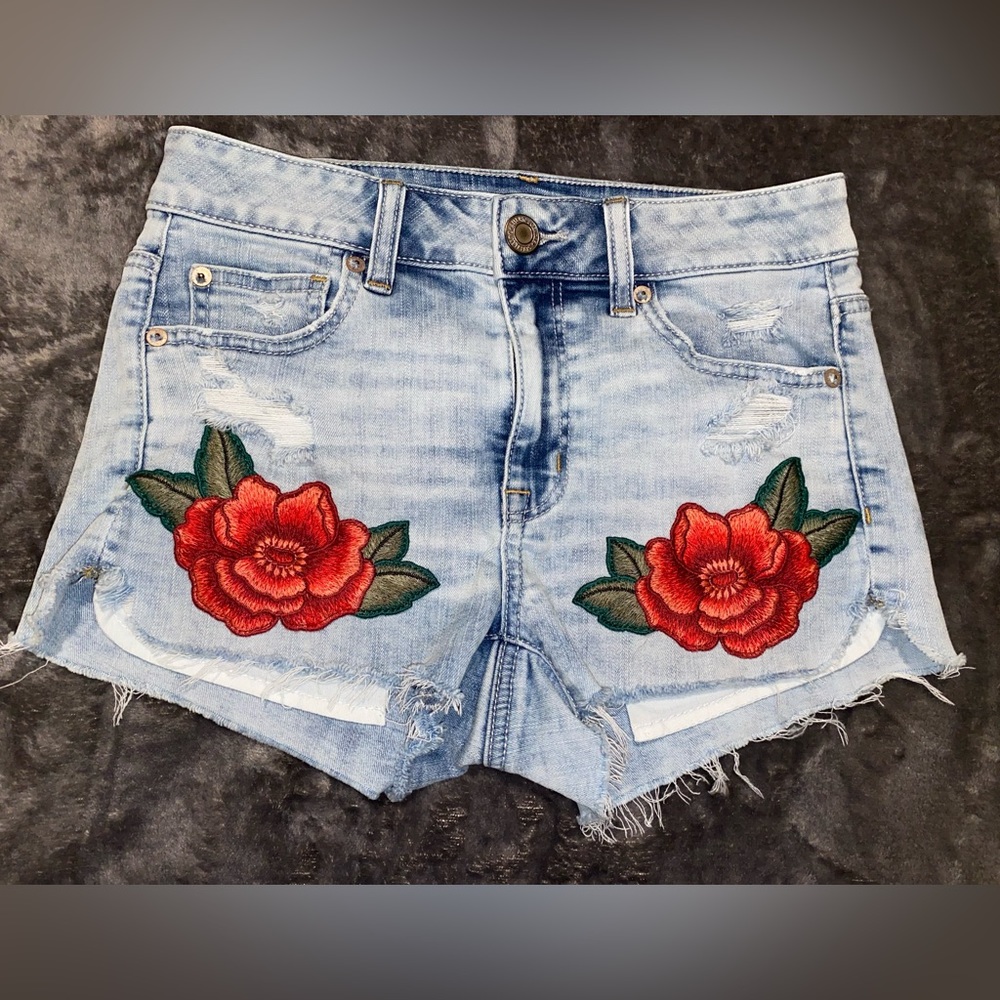 American Eagle Outfitters AE Hi-Rise Floral Embroidered Shortie Jean Short Sz 4